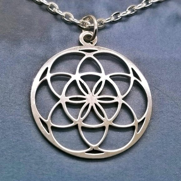Baroque Vintage Jewelry - Flower of Life Sacred Geometry Silver Necklace